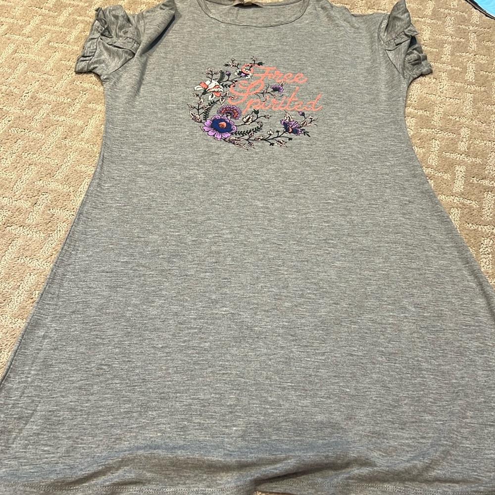 Girl’s Wonderly gray print dress, Size L NWT